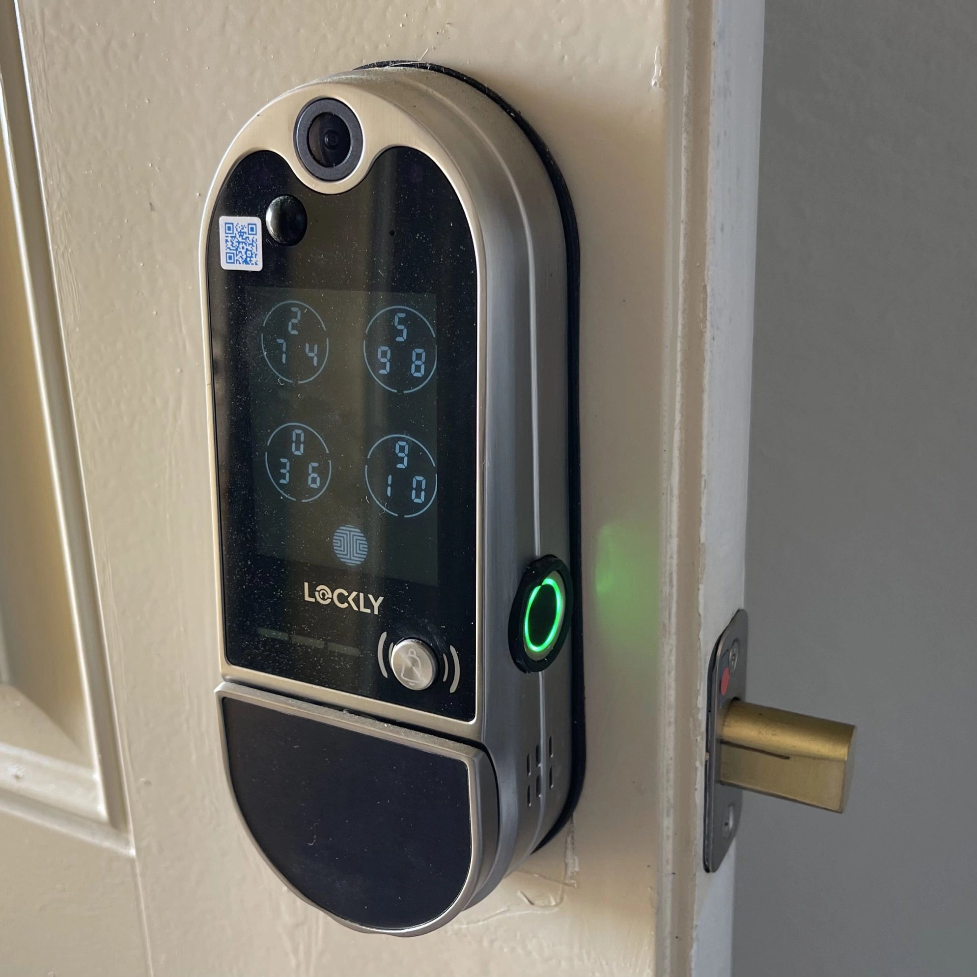 Smart Home Automation: Impressive Integrated Smart Door Lock and Video Doorbell